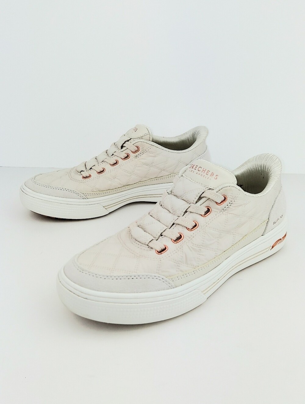 Skechers Slip-Ins Arch Fit Arcade Sneakers Off-White 7.5 - Picture 3 of 14
